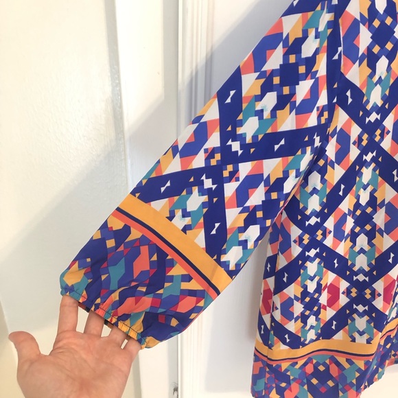 3/$10 Everly Blue White Geometric Pattern Colorful 3/4 Sleeve Blouse XS - Picture 4 of 8